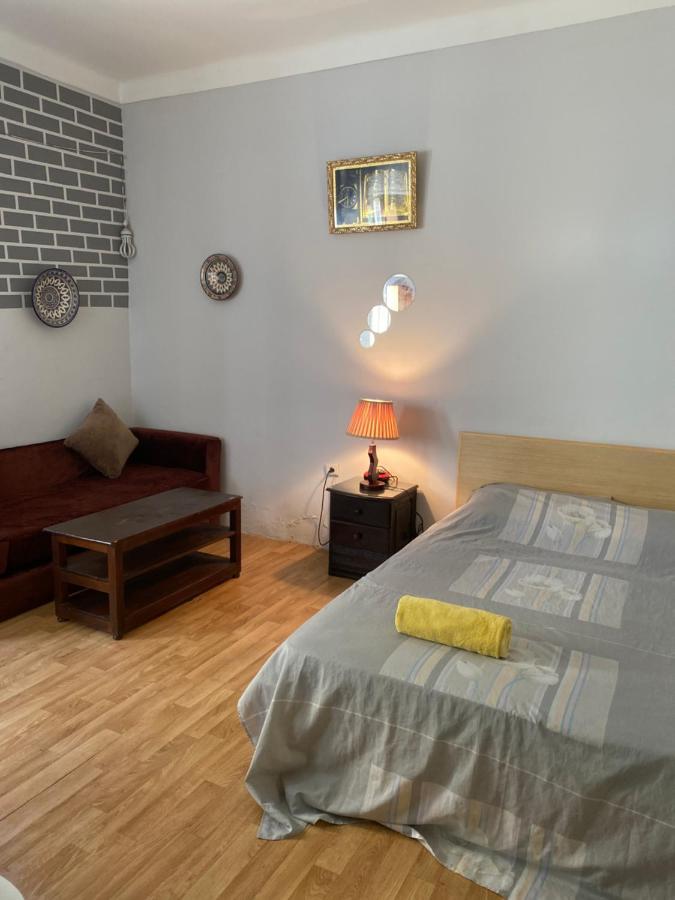 Jolie Studio Dans Le Centre-ville Apartamento